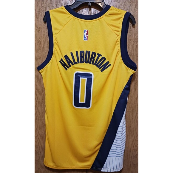 Tyrese Haliburton (Jordan)-(Pacers)-(Jersey)-(Yellow)-(Good Cond.)-(XL)-$110.00 - Picture 3 of 13
